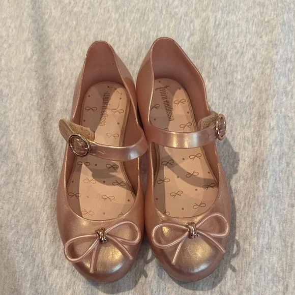 Mini Melissa closed toed shoes in rose gold/pink glitter size 11 - Picture 1 of 3